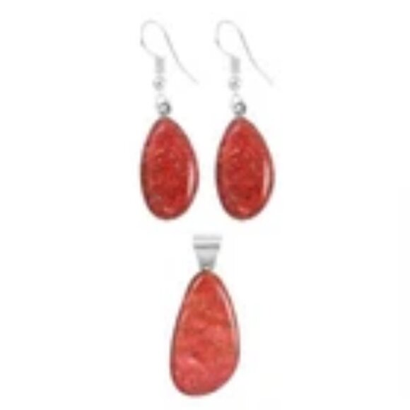 Santa Fe Style Natural Red Coral Dangle Earrings Sterling Silver NWT - Picture 3 of 4